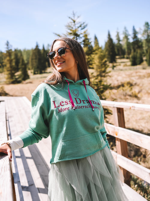 Cropped Hoodie „More Kaiserschmarrn“