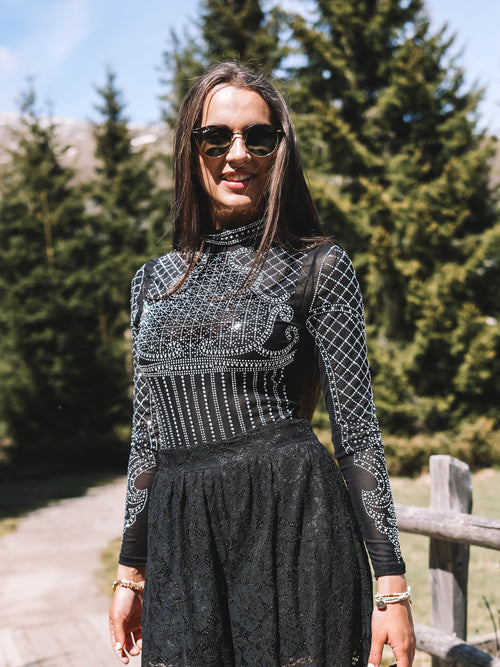 Body „Rebellin der Berge“