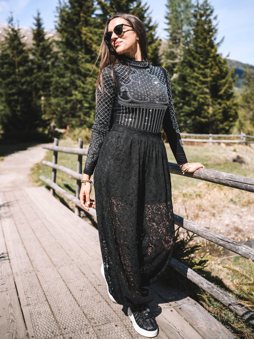 Spitzenhose „Noir Muse“