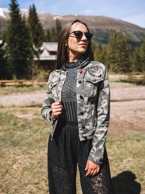 Jeansjacke „Goldrebellin"