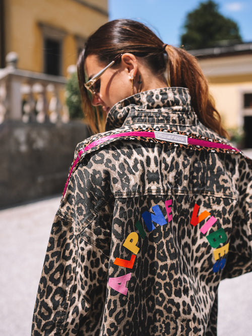 Oversized Jeansjacke „Alpine Vibes“