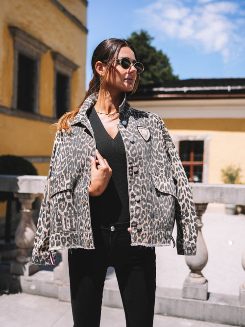 Oversized Jeansjacke „Leopard Grace“ - braun