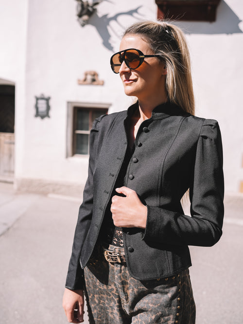 Blazer "Alpine Black Affair“