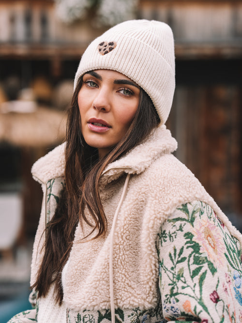 Teddy Jacke "Chalet Romance"