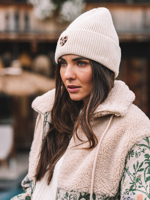 Teddy Jacke "Chalet Romance"