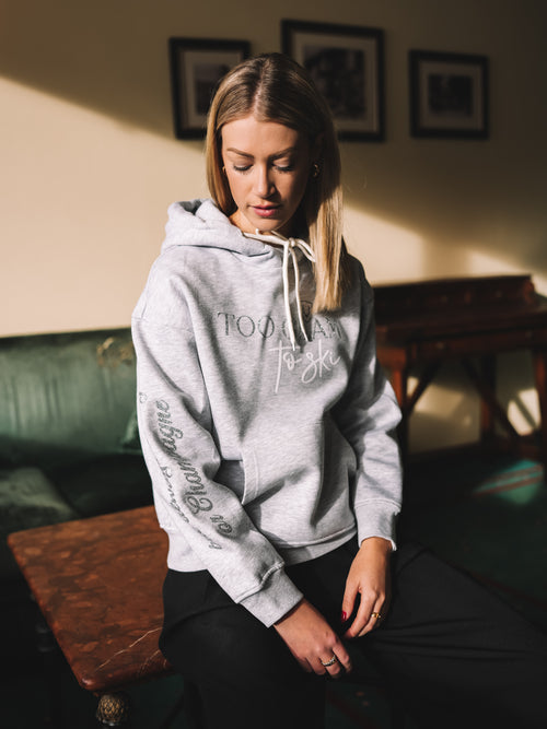 Hoodie „Too Glam to Ski“