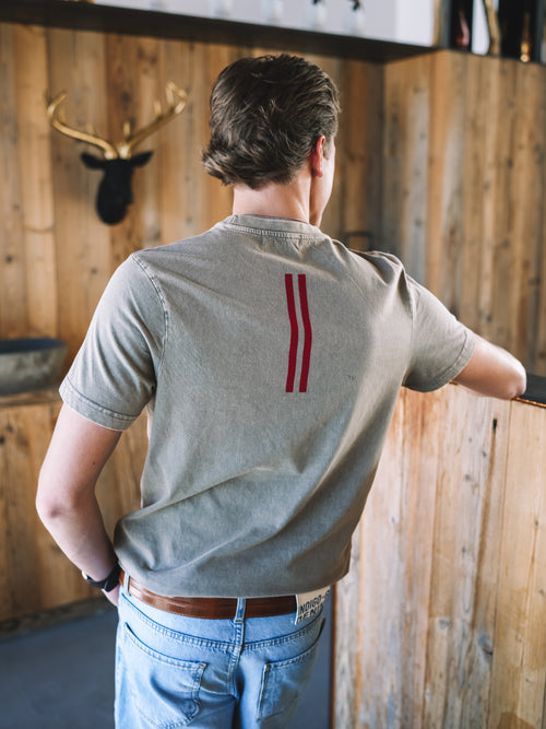 T-Shirt „Peak Status“