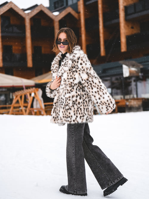 Kunstpelzmantel „Ice Leopard Allure“