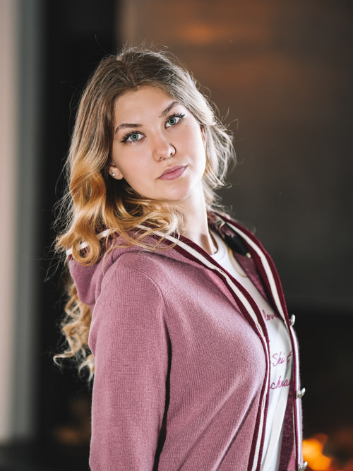 Strickmantel „Rosé Alpenharmonie“