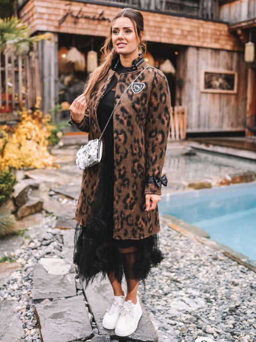 Mantel "Panthera Bow"