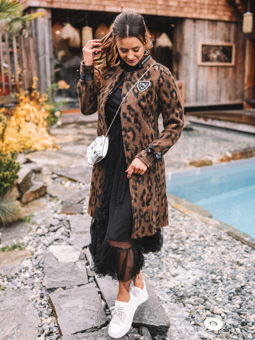 Mantel "Panthera Bow"