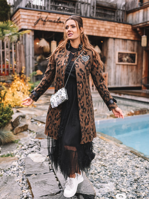 Mantel "Panthera Bow"