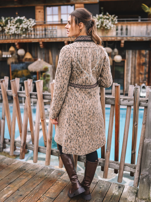 Mantel „Wild Charm“