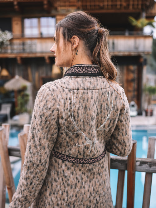 Mantel „Wild Charm“