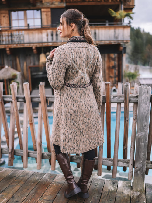 Mantel „Wild Charm“