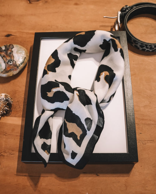 Tuch „Snow Leopard“