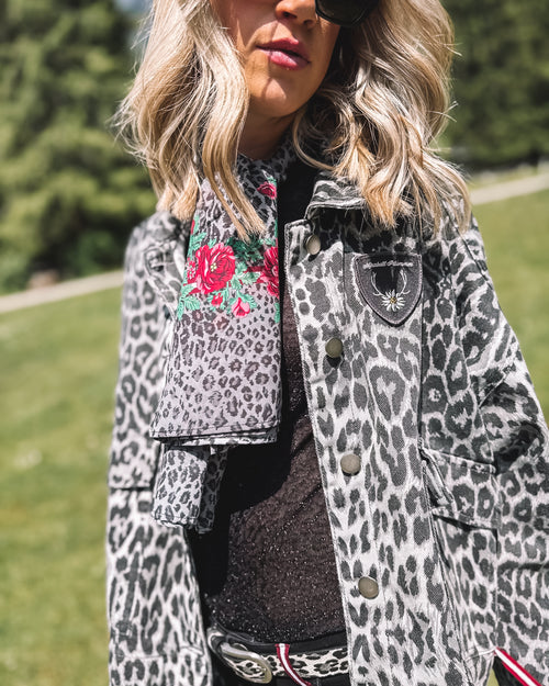 Tuch „Leo Flowers“