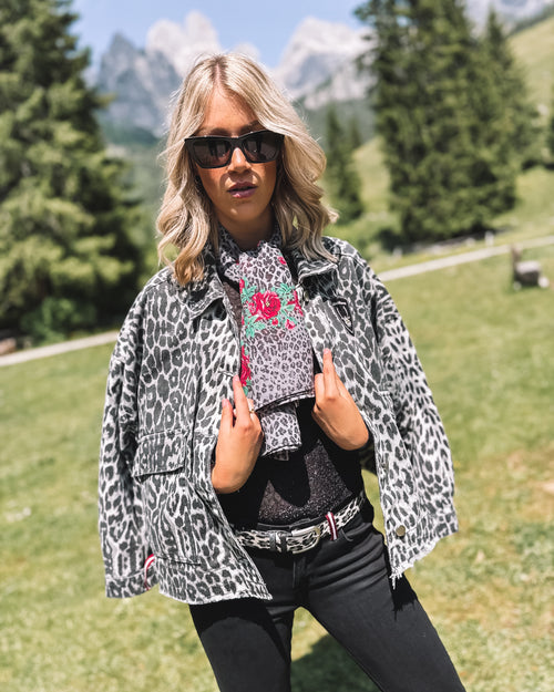 Tuch „Leo Flowers“