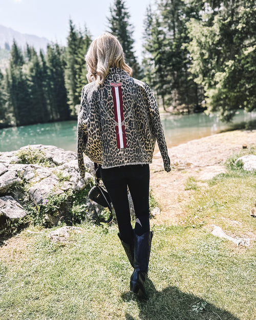 Oversized Jeansjacke „Leopard Grace“ - braun