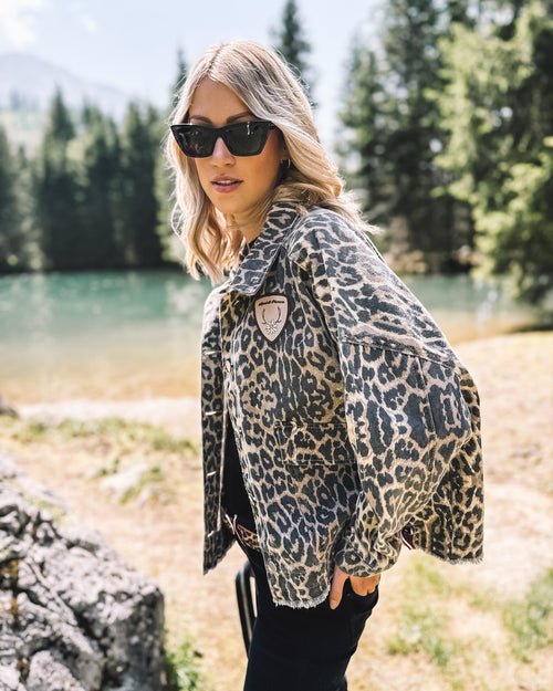 Oversized Jeansjacke „Leopard Grace“ - braun