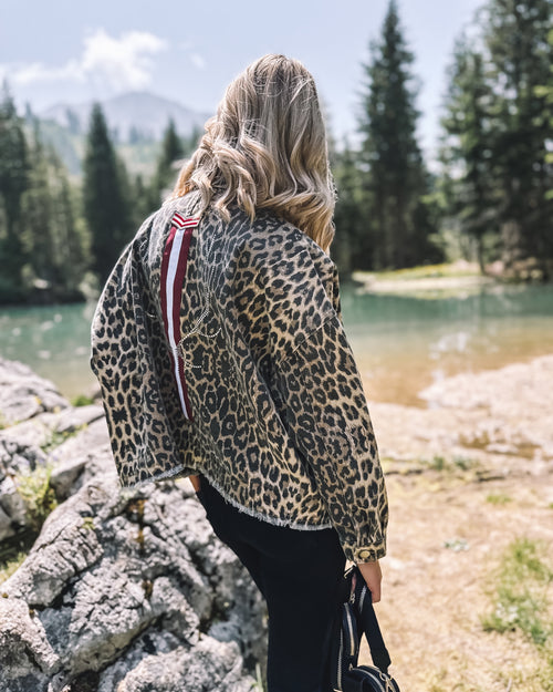 Oversized Jeansjacke „Leopard Grace“ - braun