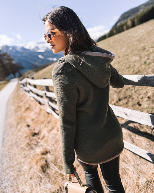 Strickjacke „Jägerin“