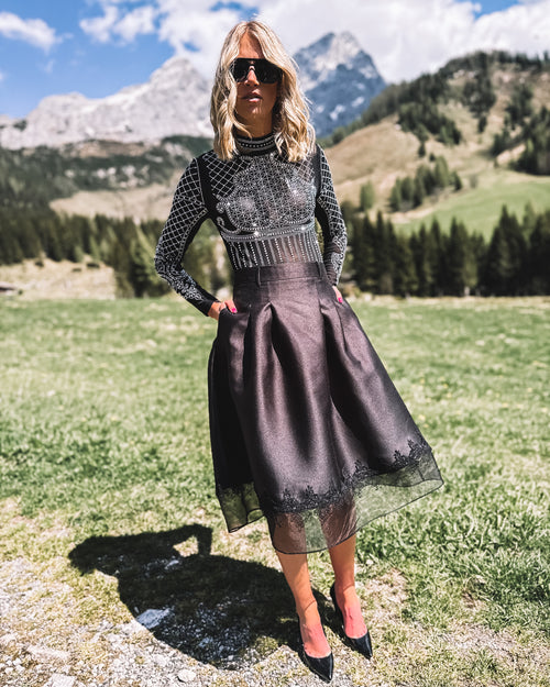 Body „Rebellin der Berge“