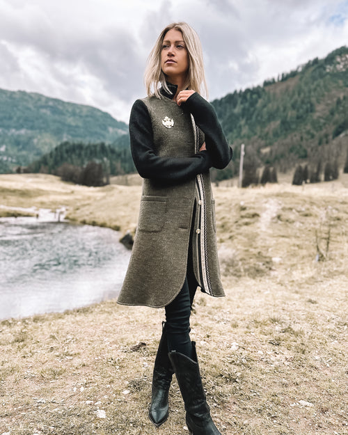 "Alpine Glanzpracht" Mantel