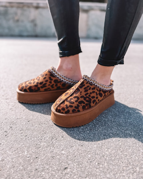 Slipper „Into the Wild“