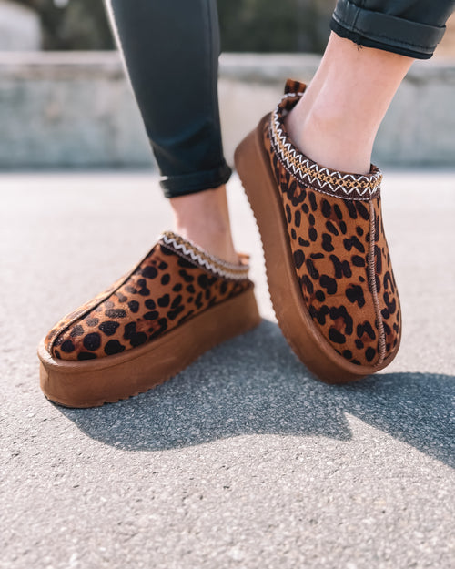 Slipper „Into the Wild“