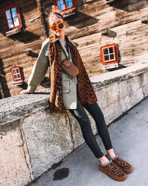 Slipper „Into the Wild“