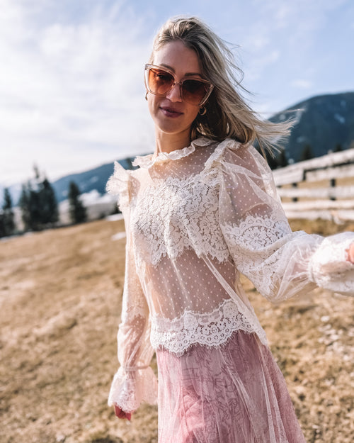 Spitzenbluse „Sweet Alpine