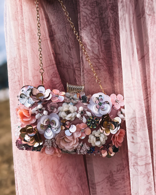 Tasche „Bloom Pouch“