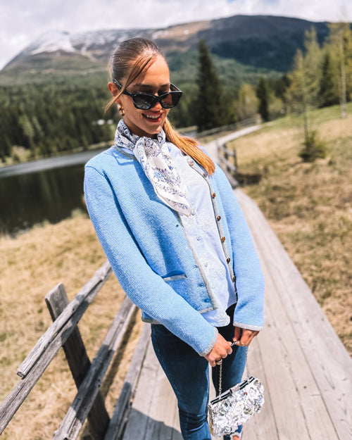 Strickjacke „Almhimmel“