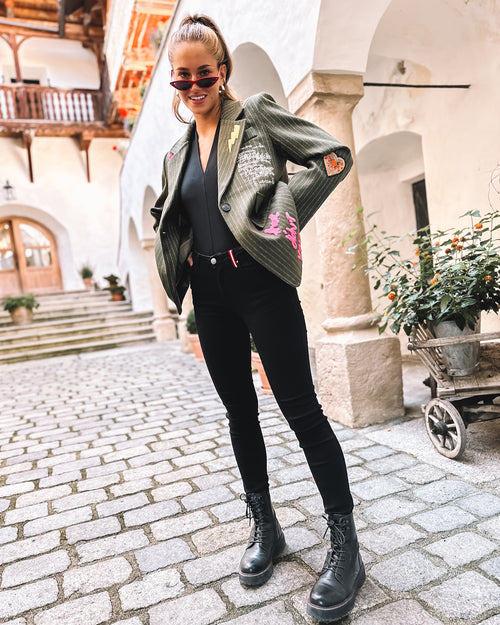 "Midnight Charm" Slimfit Jeans