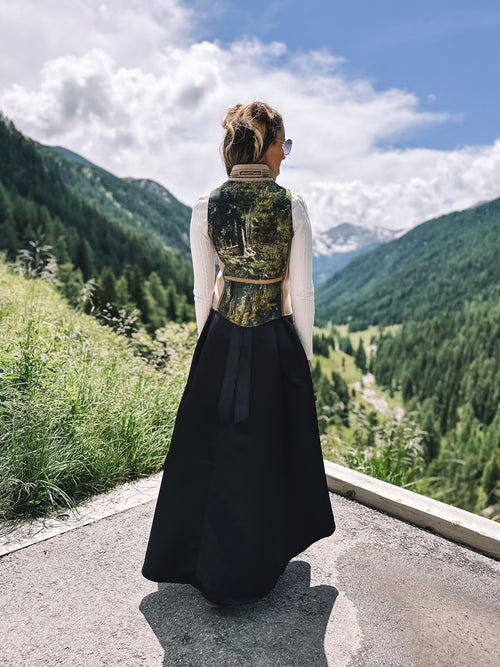 Rock "Alpine Couture"