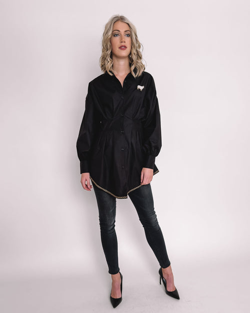 "Sophisticated Charm" Bluse