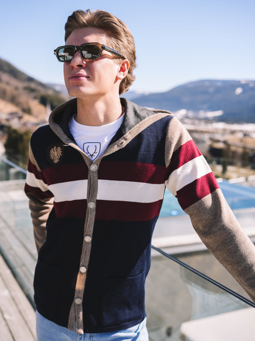 Strickjacke "Iconic Alpine"