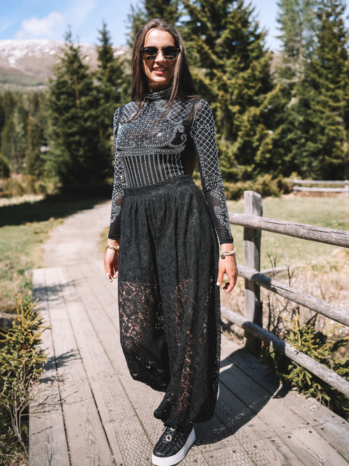 Spitzenhose „Noir Muse“