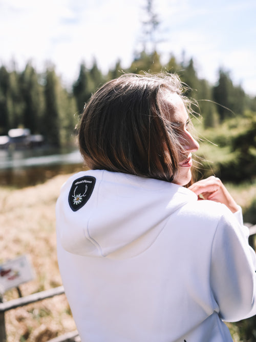 Cropped Hoodie „Less Drama More Bubbles“