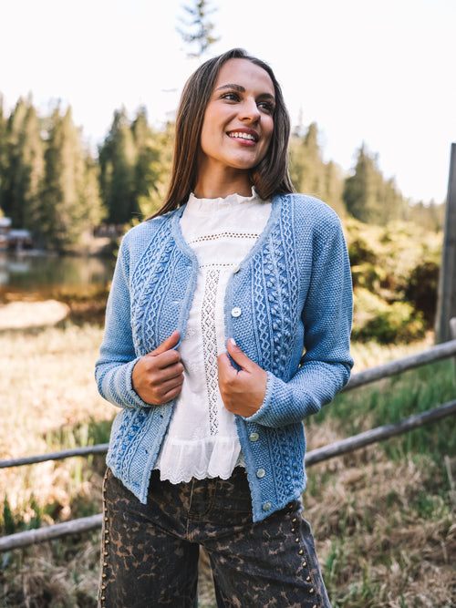 Strickjacke „Alpine Sky“