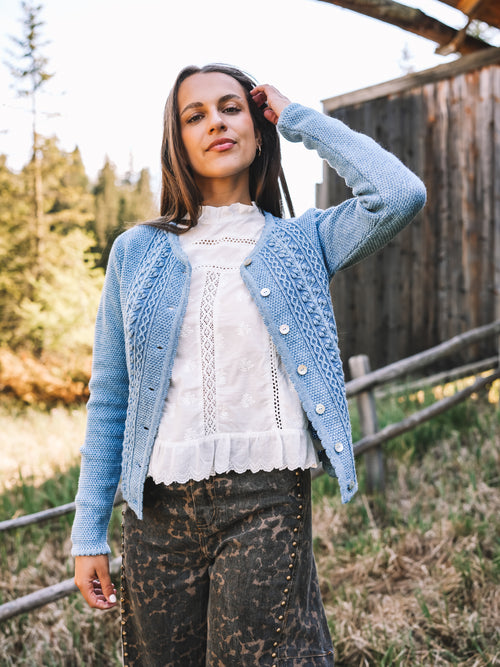 Strickjacke „Alpine Sky“