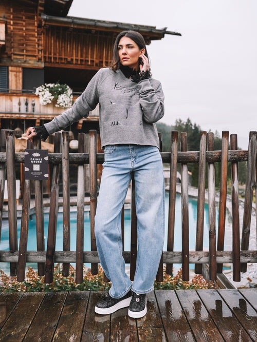 Boxy Pulli "Alpine Members Club"