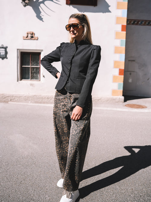 Blazer "Alpine Black Affair“