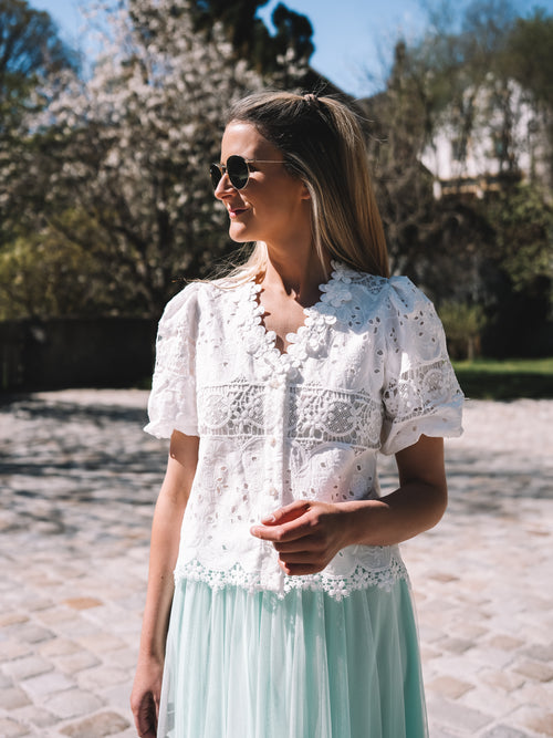 Spitzenjäckchen „Lace Whisper“