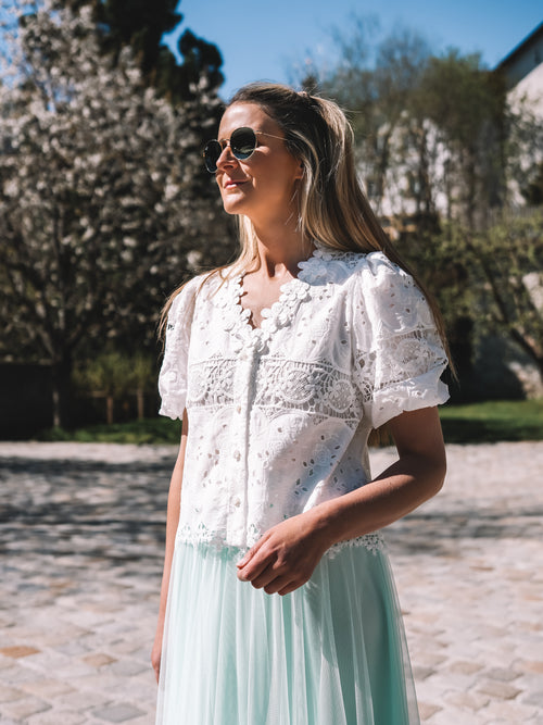 Spitzenjäckchen „Lace Whisper“
