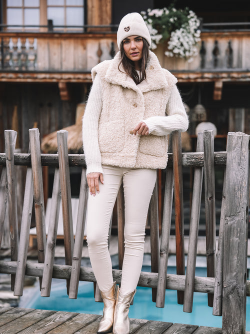 Fake Fur Wendeweste "Herzenswärme"