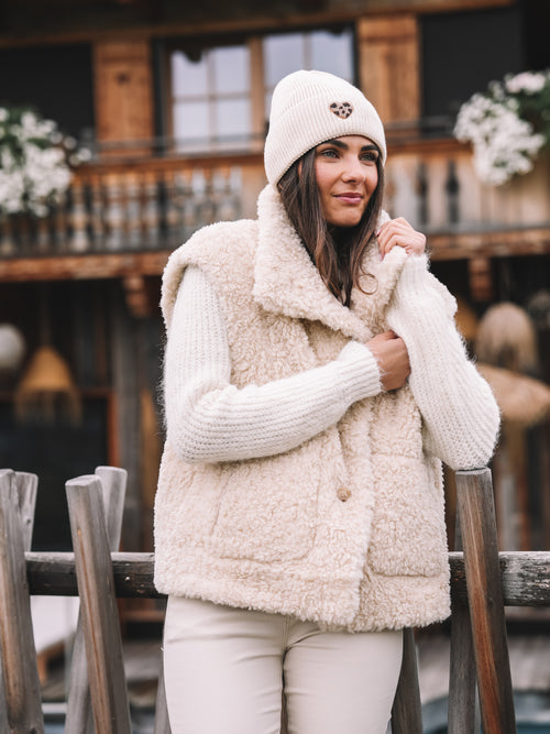 Fake Fur Wendeweste "Herzenswärme"