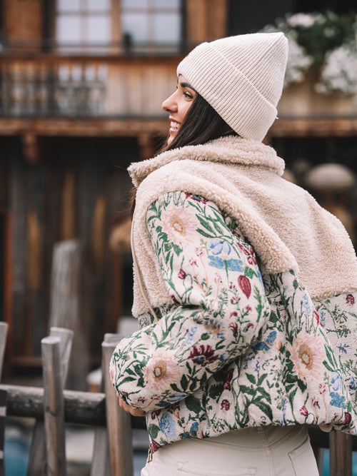Teddy Jacke "Chalet Romance"