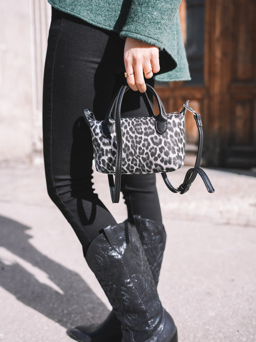 Tasche "Black Leo Twist"